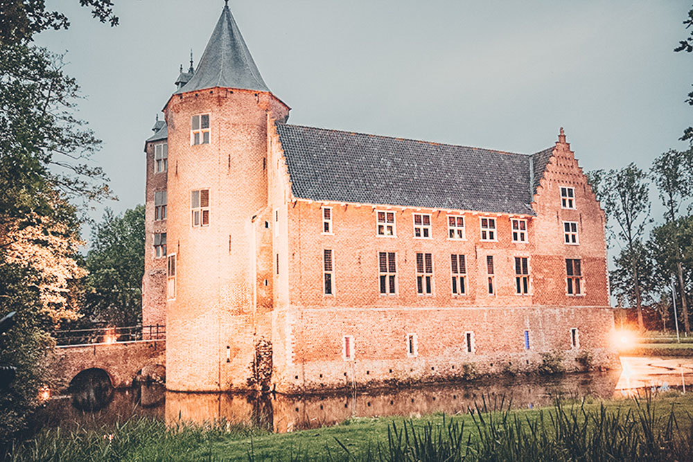 Sprookjesachtig-babyshower-locatie-Kasteel-Dussen