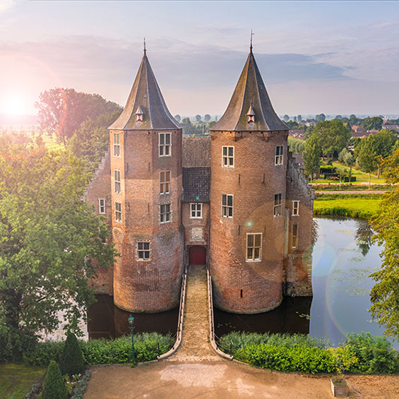 middeleeuwse-romantiek-bruiloft